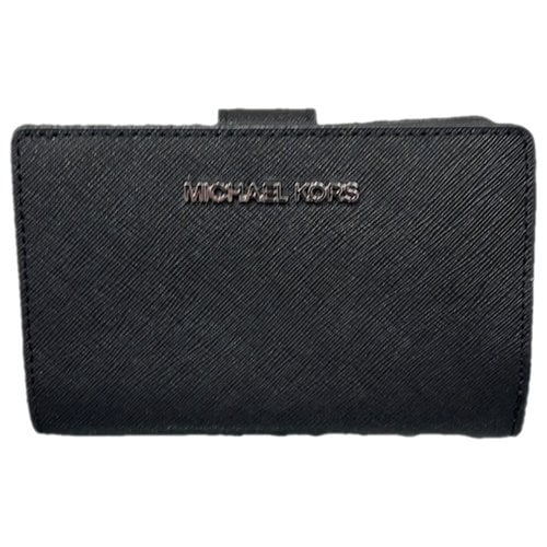 Pre-owned Michael Kors Jet Set Leather Wallet In Black
