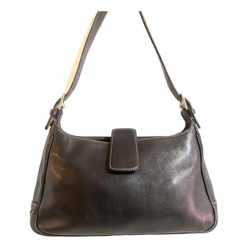 Pre-owned Coach Leather Handbag In Black