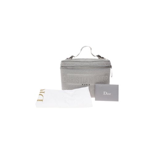 Pre-owned Dior Travel Linen Handbag In Grey