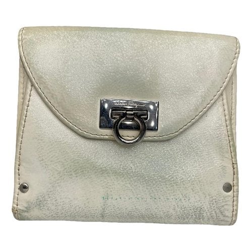 Pre-owned Ferragamo Patent Leather Small Bag In White