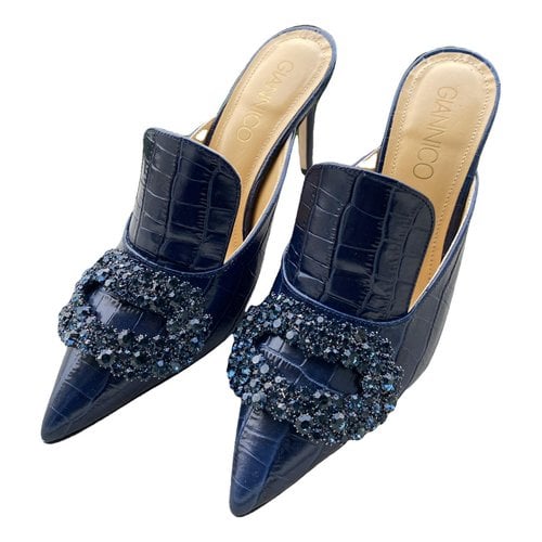 Pre-owned Giannico Leather Mules & Clogs In Navy