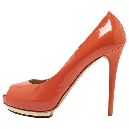 Pre-owned Le Silla Patent Leather Heels In Orange