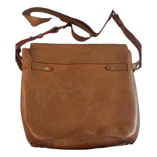 Pre-owned Emanuel Ungaro Leather Handbag In Camel