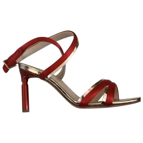 Pre-owned Bettina Vermillon Leather Sandals In Red