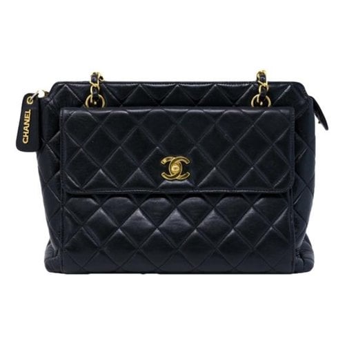 Pre-owned Chanel Timeless/classique Leather Crossbody Bag In Black