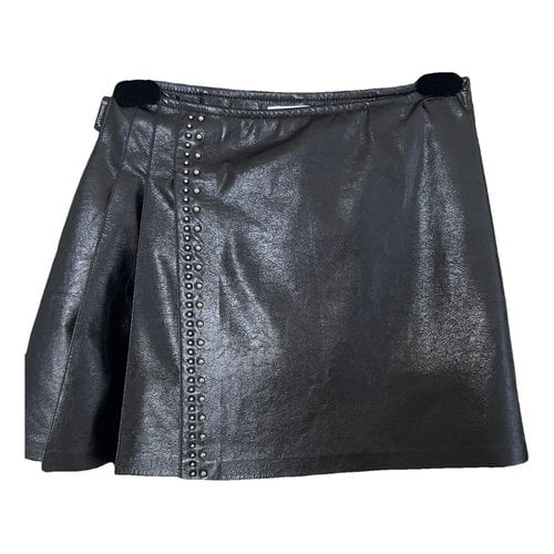 Pre-owned Moncler Vegan Leather Mini Skirt In Black