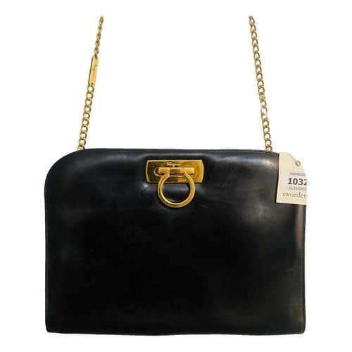 Pre-owned Ferragamo Sofia Leather Crossbody Bag In Black