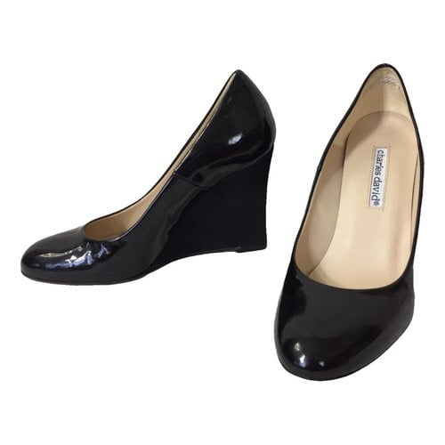 Pre-owned Charles David Patent Leather Heels In Black