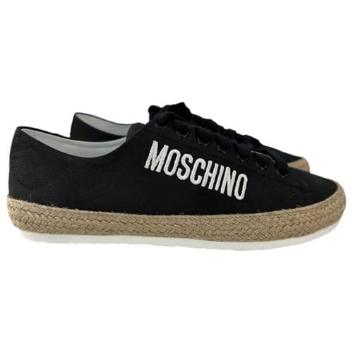 Pre-owned Moschino Leather Low Trainers In Black