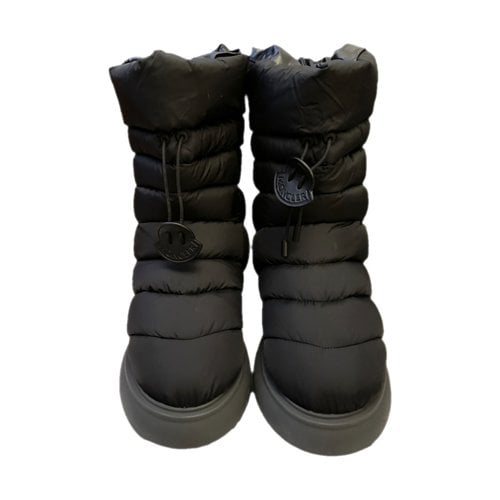 Pre-owned Moncler Cloth Snow Boots In Black