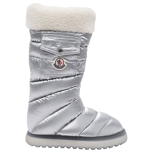 Pre-owned Moncler Cloth Snow Boots In Silver