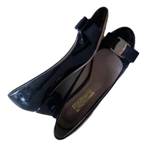 Pre-owned Ferragamo Leather Heels In Black