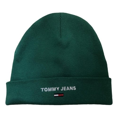 Pre-owned Tommy Jeans Beanie In Green