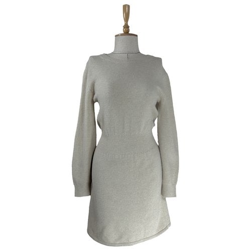 Pre-owned Theory Cashmere Mid-length Dress In Beige