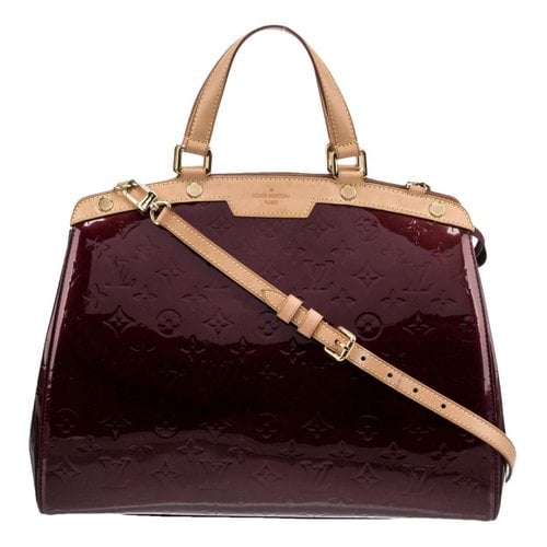 Pre-owned Louis Vuitton Bréa Patent Leather Handbag In Burgundy