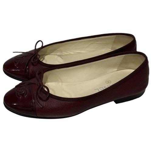 Pre-owned Chanel Leather Ballet Flats In Burgundy
