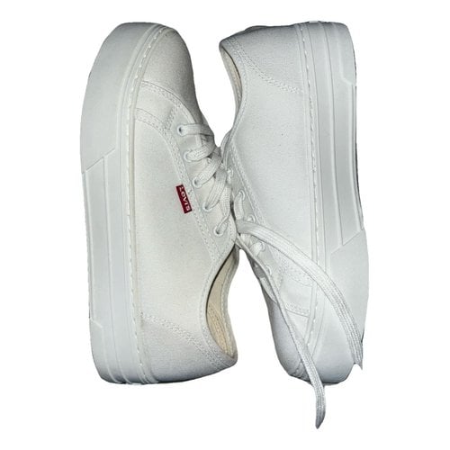 Pre-owned Levi's Cloth Flats In White