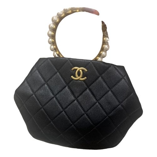 Pre-owned Chanel Pearl Bag Leather Handbag In Black
