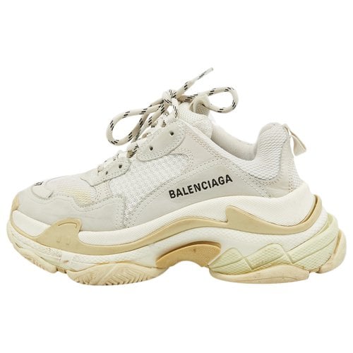 Pre-owned Balenciaga Leather Trainers In Grey