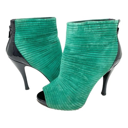 Pre-owned Roger Vivier Leather Boots In Green