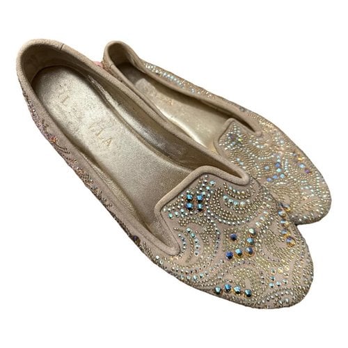Pre-owned Le Silla Flats In Beige