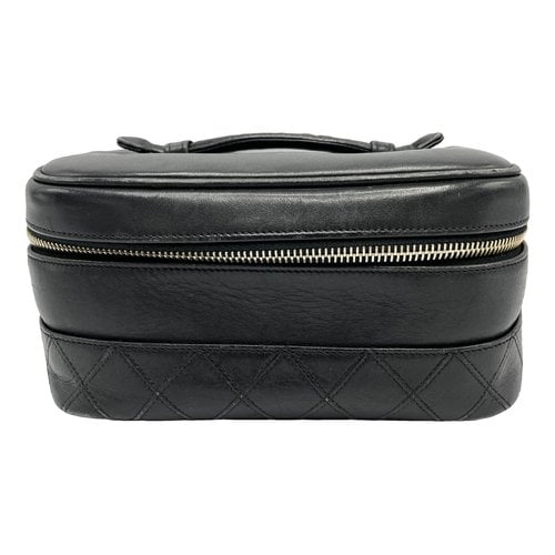 Pre-owned Chanel Leather Vanity Case In Black