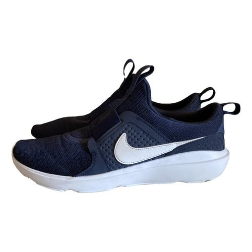 Pre-owned Nike Cloth Low Trainers In Blue