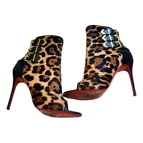 Pre-owned Christian Louboutin Heels In Multicolour