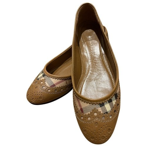 Pre-owned Burberry Leather Ballet Flats In Camel