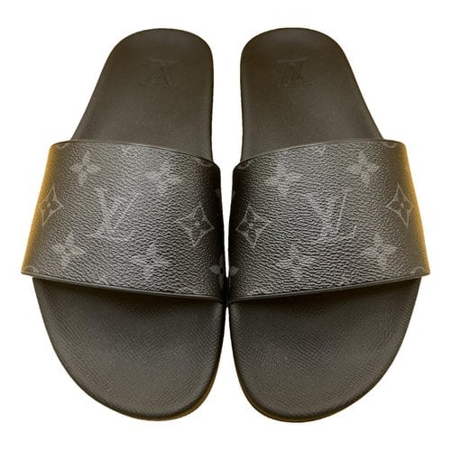 Pre-owned Louis Vuitton Waterfront Leather Sandals In Black
