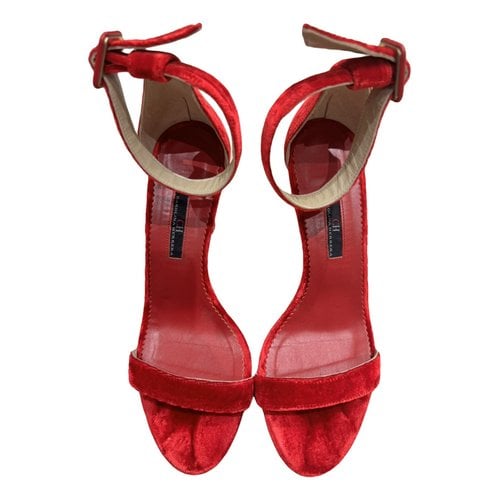 Pre-owned Carolina Herrera Cloth Heels In Red