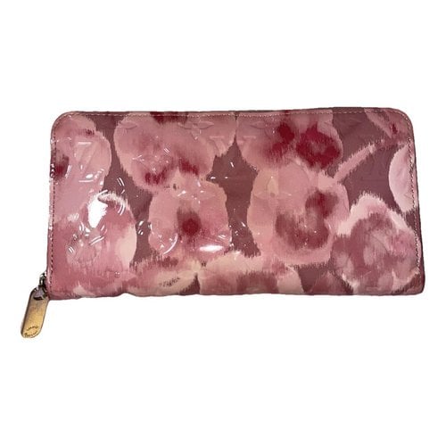 Pre-owned Louis Vuitton Ikat Patent Leather Wallet In Pink