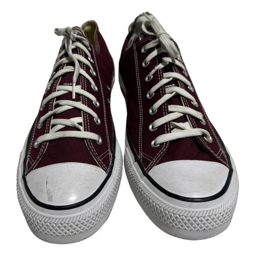 Pre-owned Converse Cloth Low Trainers In Burgundy
