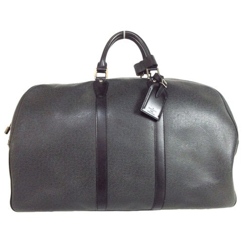 Pre-owned Louis Vuitton Leather Travel Bag In Black
