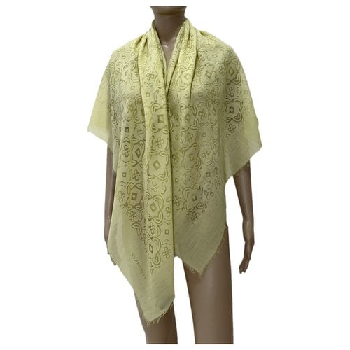 Pre-owned Burberry Silk Stole In Yellow