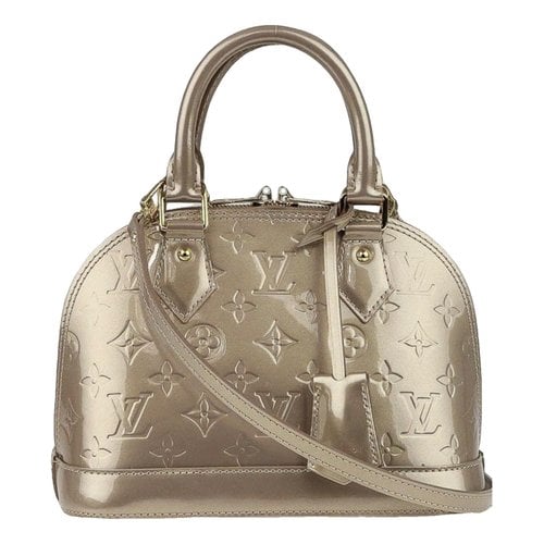 Pre-owned Louis Vuitton Alma Bb Patent Leather Handbag In Beige