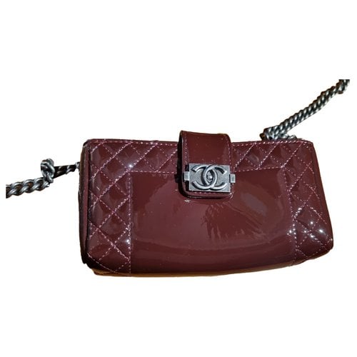 Pre-owned Chanel Wallet On Chain Boy Leather Crossbody Bag In Burgundy