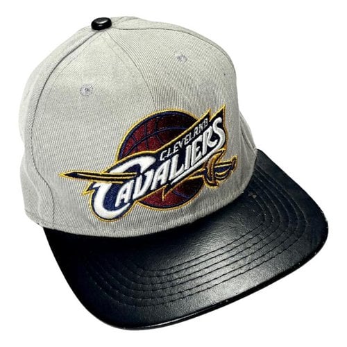 Pre-owned Mitchell & Ness Hat In Grey