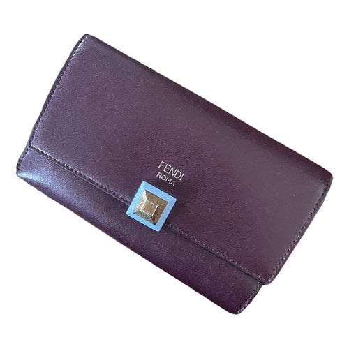 Pre-owned Fendi Baguette Leather Wallet In Burgundy