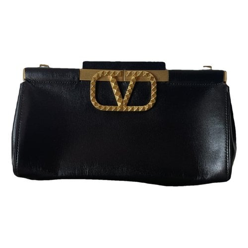 Pre-owned Valentino Garavani Vlogo Leather Clutch Bag In Black