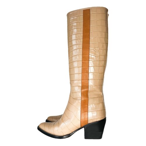 Pre-owned Chloé Vinny Leather Cowboy Boots In Beige