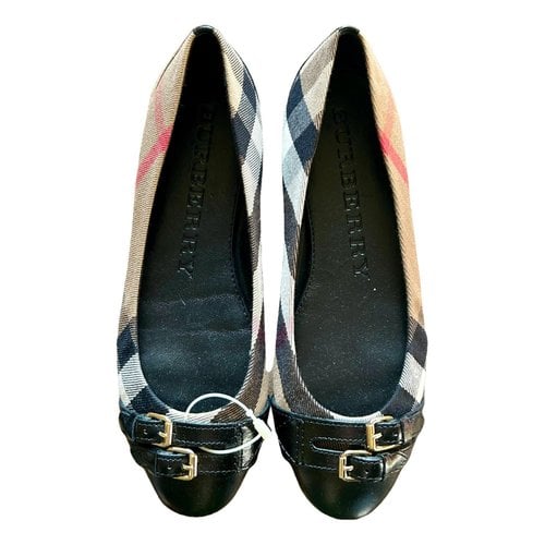 Pre-owned Burberry Pony-style Calfskin Ballet Flats In Beige