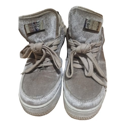 Pre-owned Windsor Smith Trainers In Beige