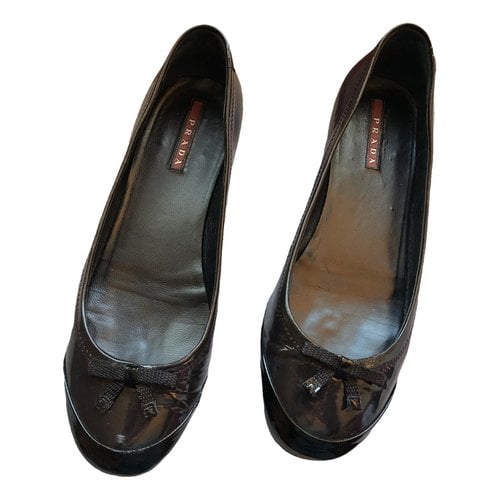 Pre-owned Prada Patent Leather Ballet Flats In Purple