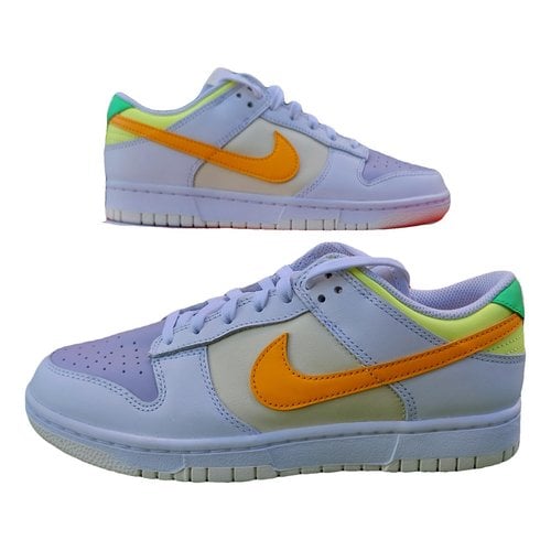 Pre-owned Nike Sb Dunk Low Leather Trainers In White