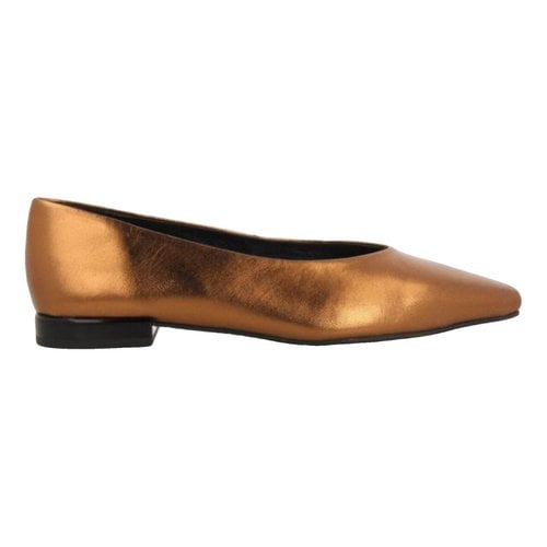 Pre-owned Gioseppo Leather Ballet Flats In Metallic