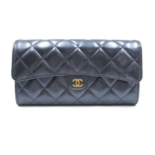Pre-owned Chanel Patent Leather Wallet In Blue