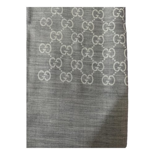 Pre-owned Gucci Silk Stole In Grey