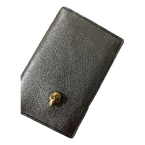 Pre-owned Alexander Mcqueen Leather Card Wallet In Metallic
