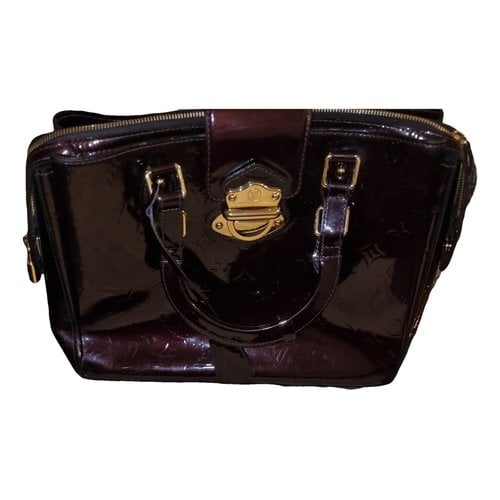 Pre-owned Louis Vuitton Melrose Patent Leather Handbag In Burgundy